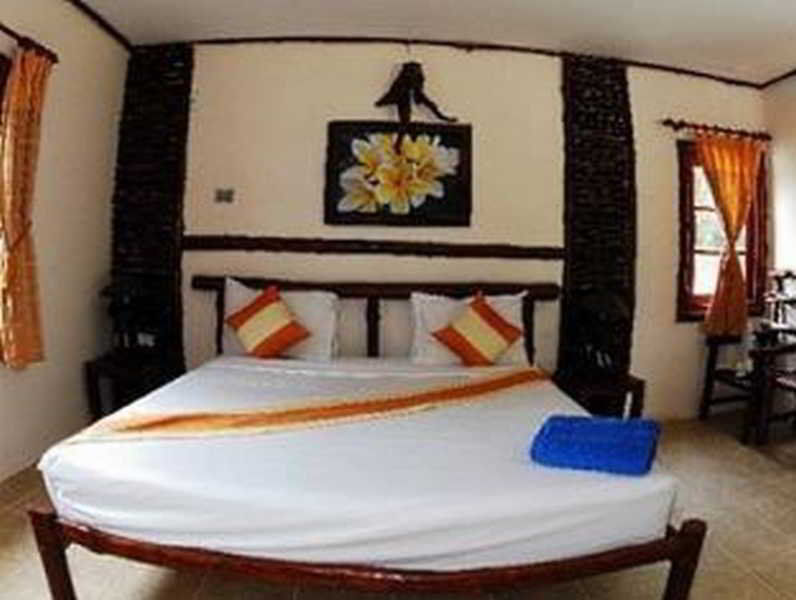 Alongkot Beach Resort Khanom Ngoại thất bức ảnh